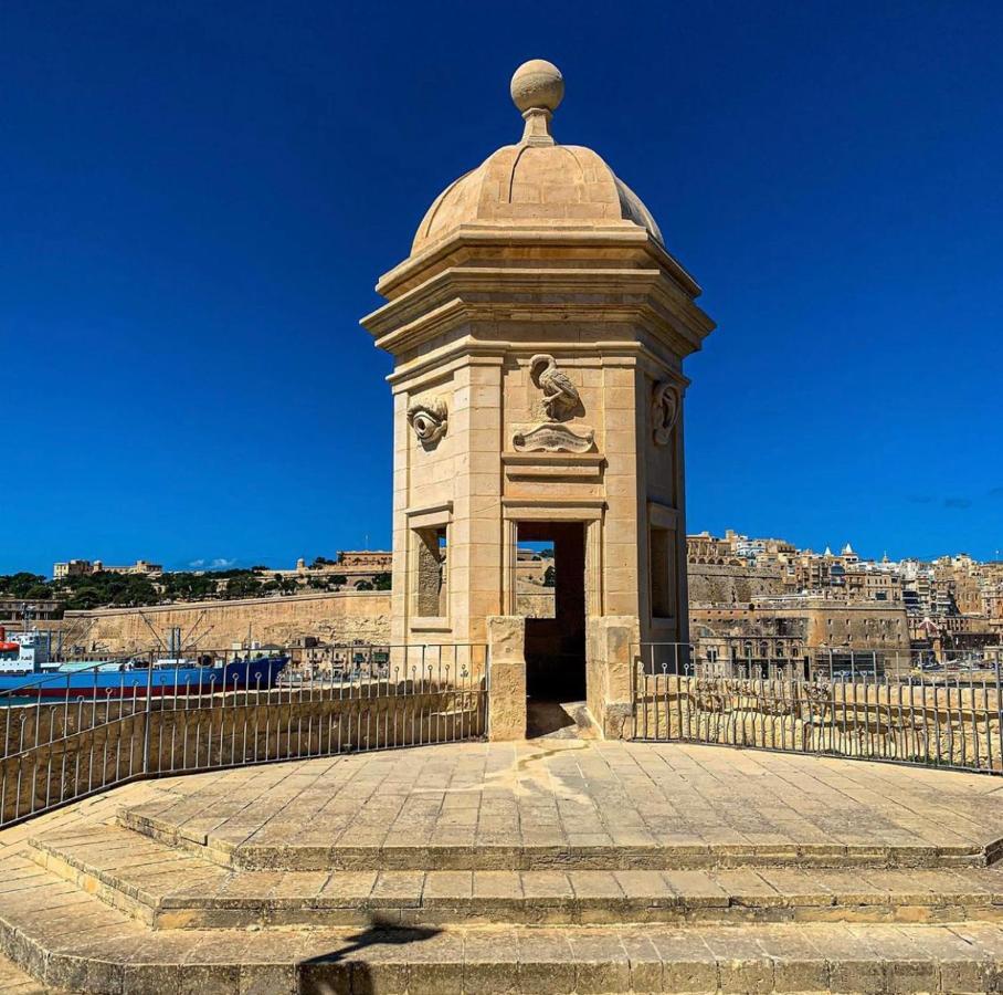 New & Unique Apartment - A 5 Minutes Ferry To Capital City Of Valletta 森格莱阿 外观 照片