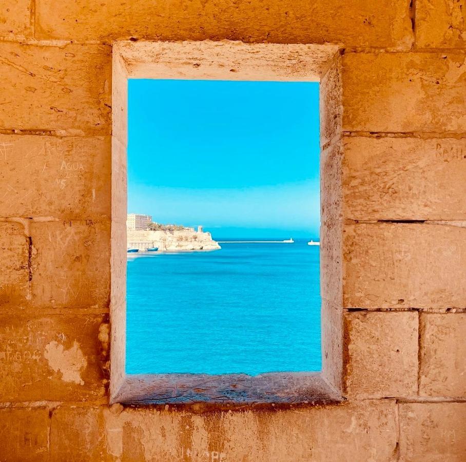 New & Unique Apartment - A 5 Minutes Ferry To Capital City Of Valletta 森格莱阿 外观 照片