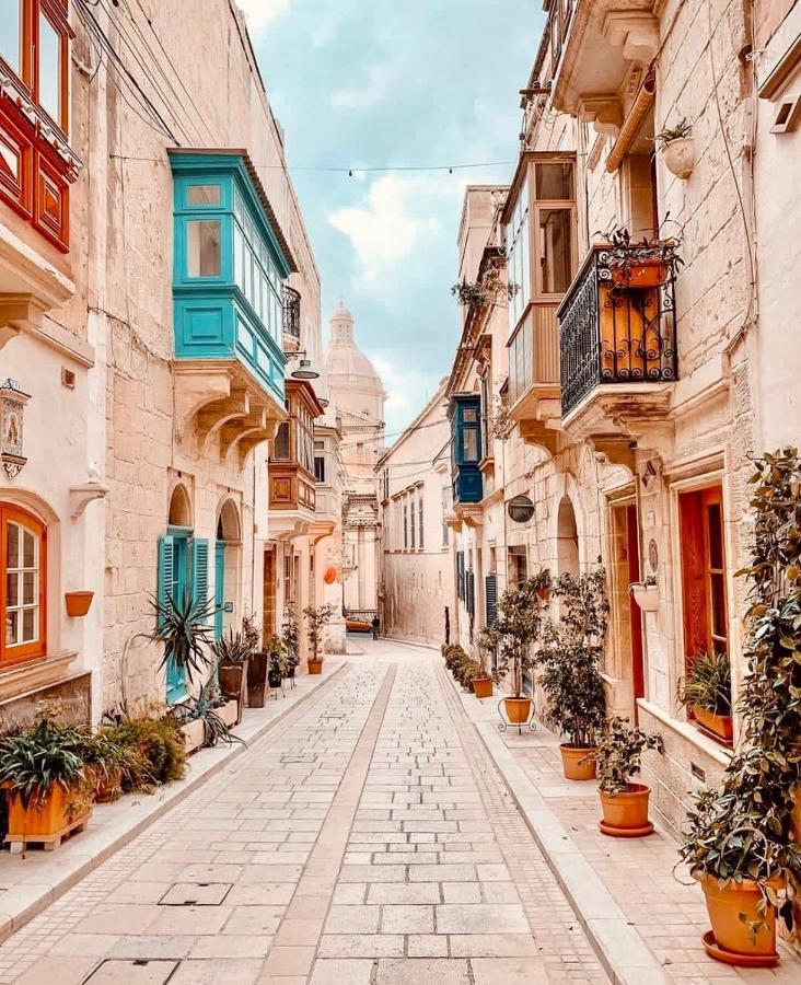 New & Unique Apartment - A 5 Minutes Ferry To Capital City Of Valletta 森格莱阿 外观 照片